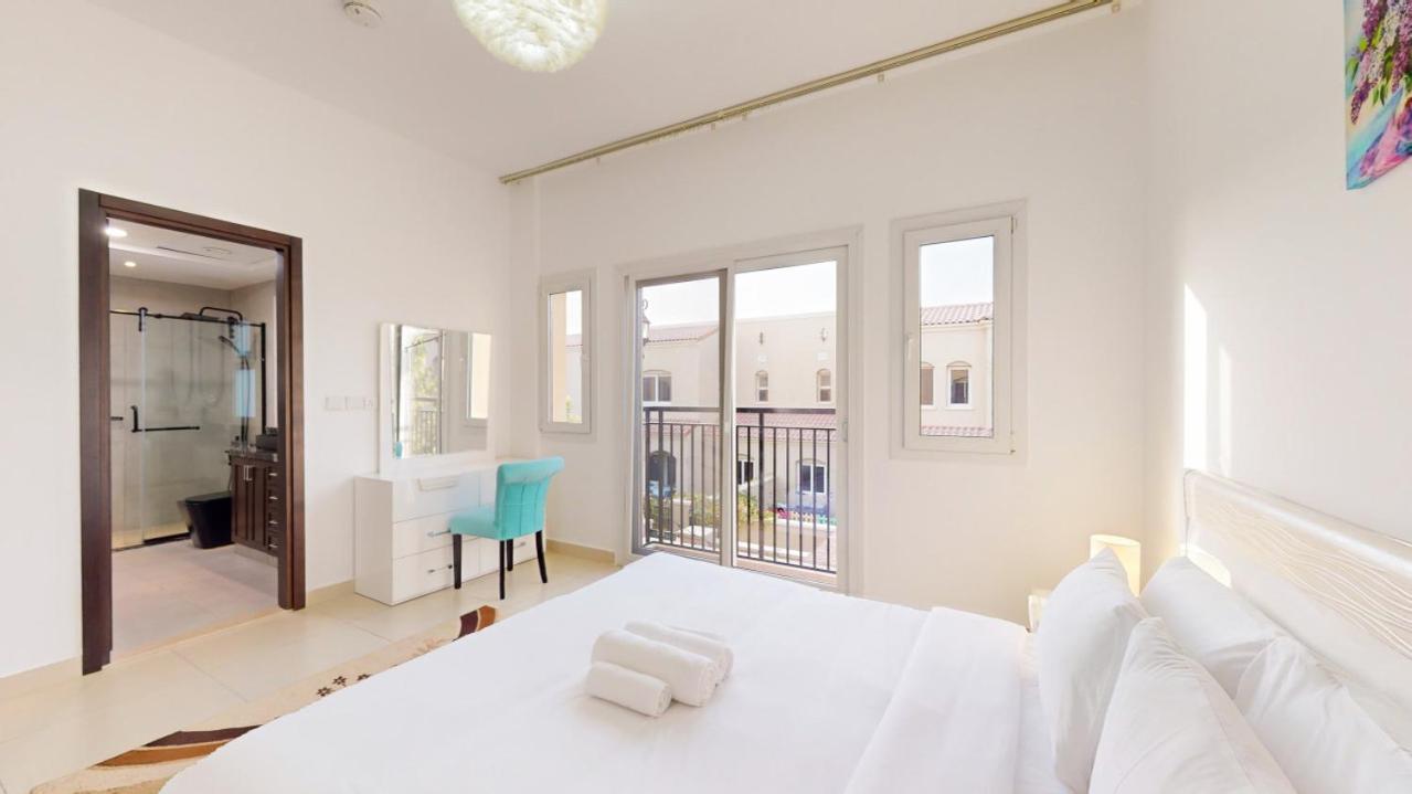 Bella Casa At Serena - Peaceful Three Bed Villa Dubai Ngoại thất bức ảnh